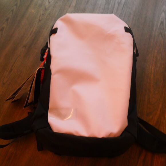 NEW WANDRD NIMBUS 18L Backpack Uyuni Purple Weather Resistant 16\